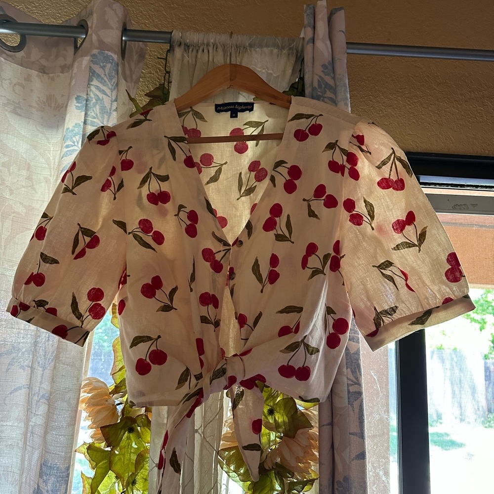 Princess Highway Cheerful Cherry Tie Front Top